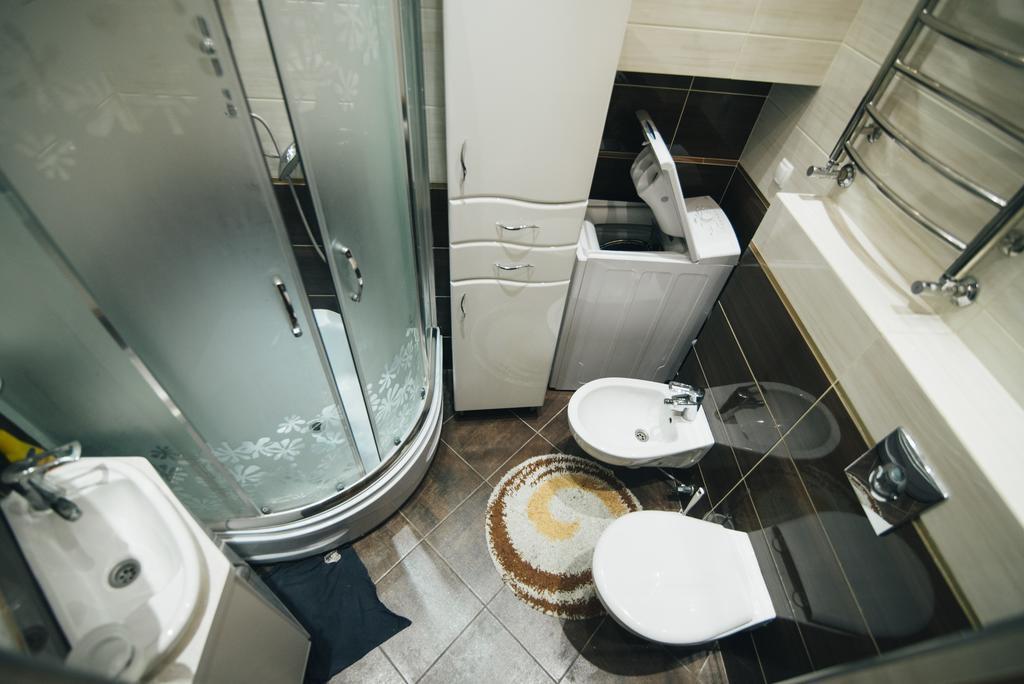 Apartment On Bernarda Meretyna Лвив Екстериор снимка